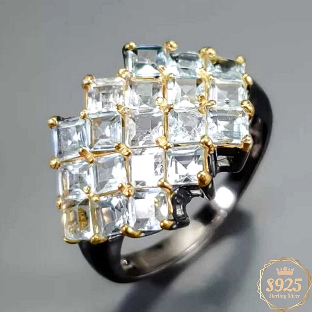 4.8cttw Sky Blue Topaz